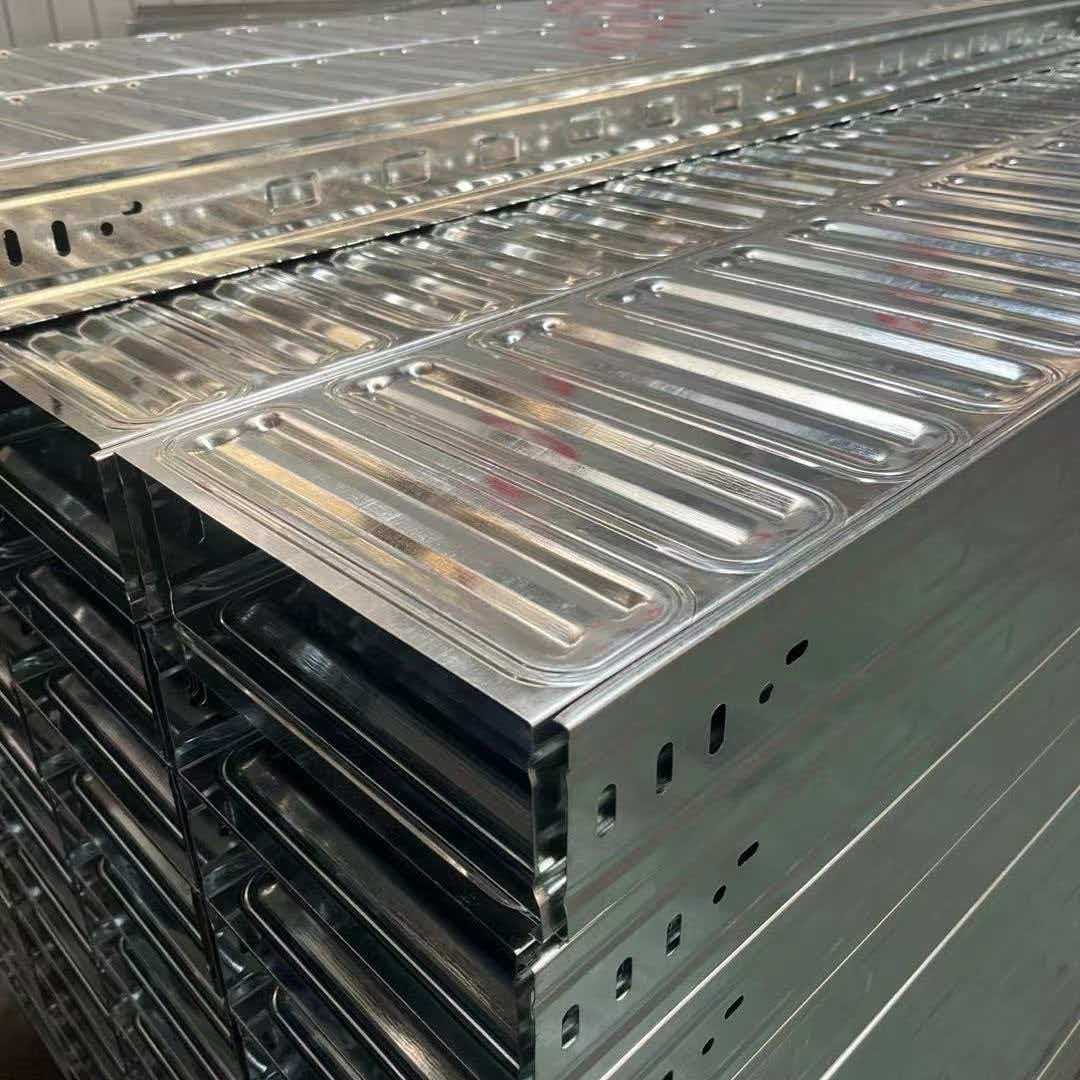南宁市模压电缆桥架锌铝镁电缆桥架 - 厂家
